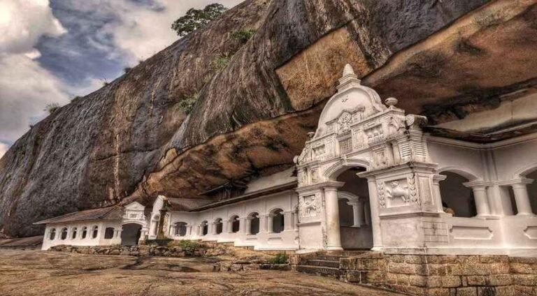 Dambulla Cave Temple Sri Lanka Tour – Visit with Ruisha Tours
